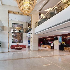 Vienna Hotel - Guangzhou South Railway Station Branch